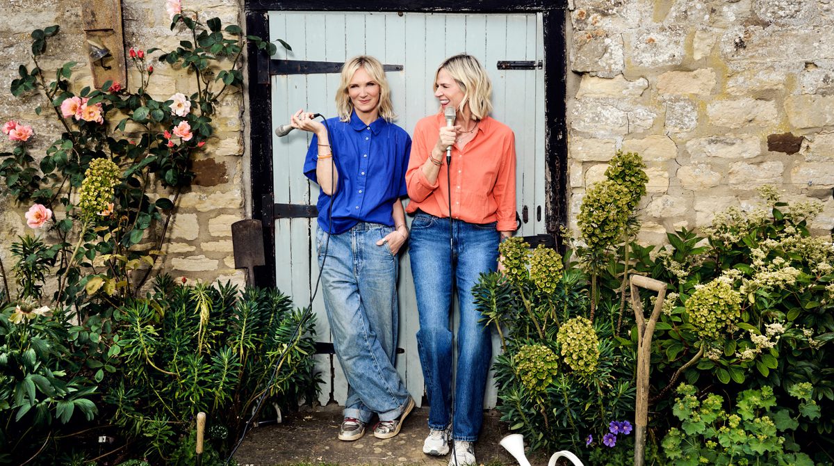 crossed wires presents dig it with jo whiley and zoe ball — Crucible